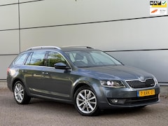 Skoda Octavia Combi - 1.6 TDI Greenline Businessline Leder |Stoelverw |Xenon |Led |Park Assist |Navi |Start/Stop