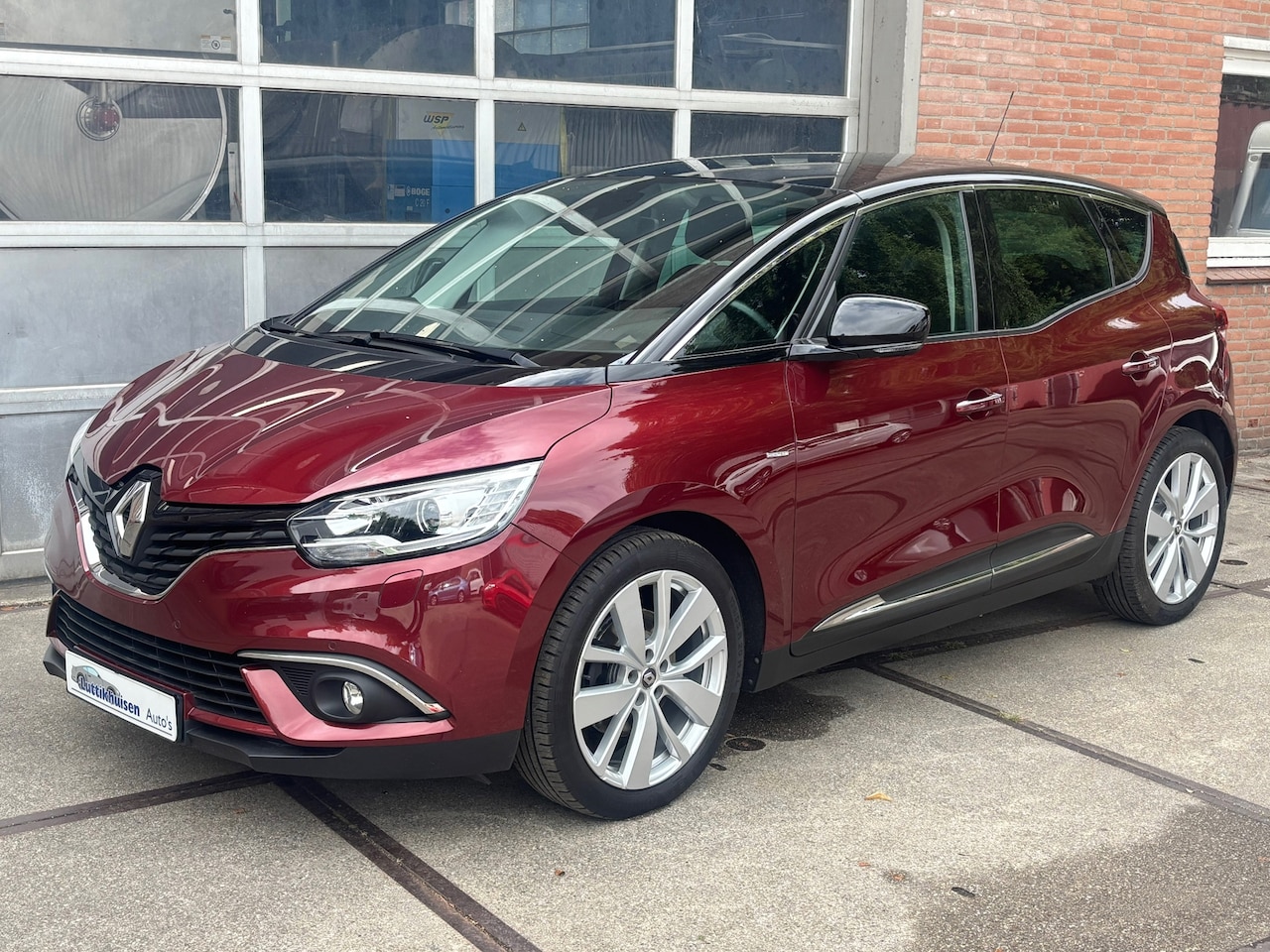Renault Scénic - 1.3 TCe Limited 1.3 TCe Limited,AUTOMAAT,NAVI,CLIMAT,CAMERA - AutoWereld.nl