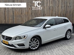 Volvo V60 - 2.0 D4 R-Design 181pk | Navigatie | Cruise control | Climate control | Hondenrek | Dashcam