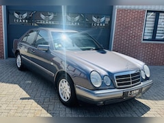 Mercedes-Benz E-klasse - 240 Elegance 1e eigenaar NAP LEER MEMORY