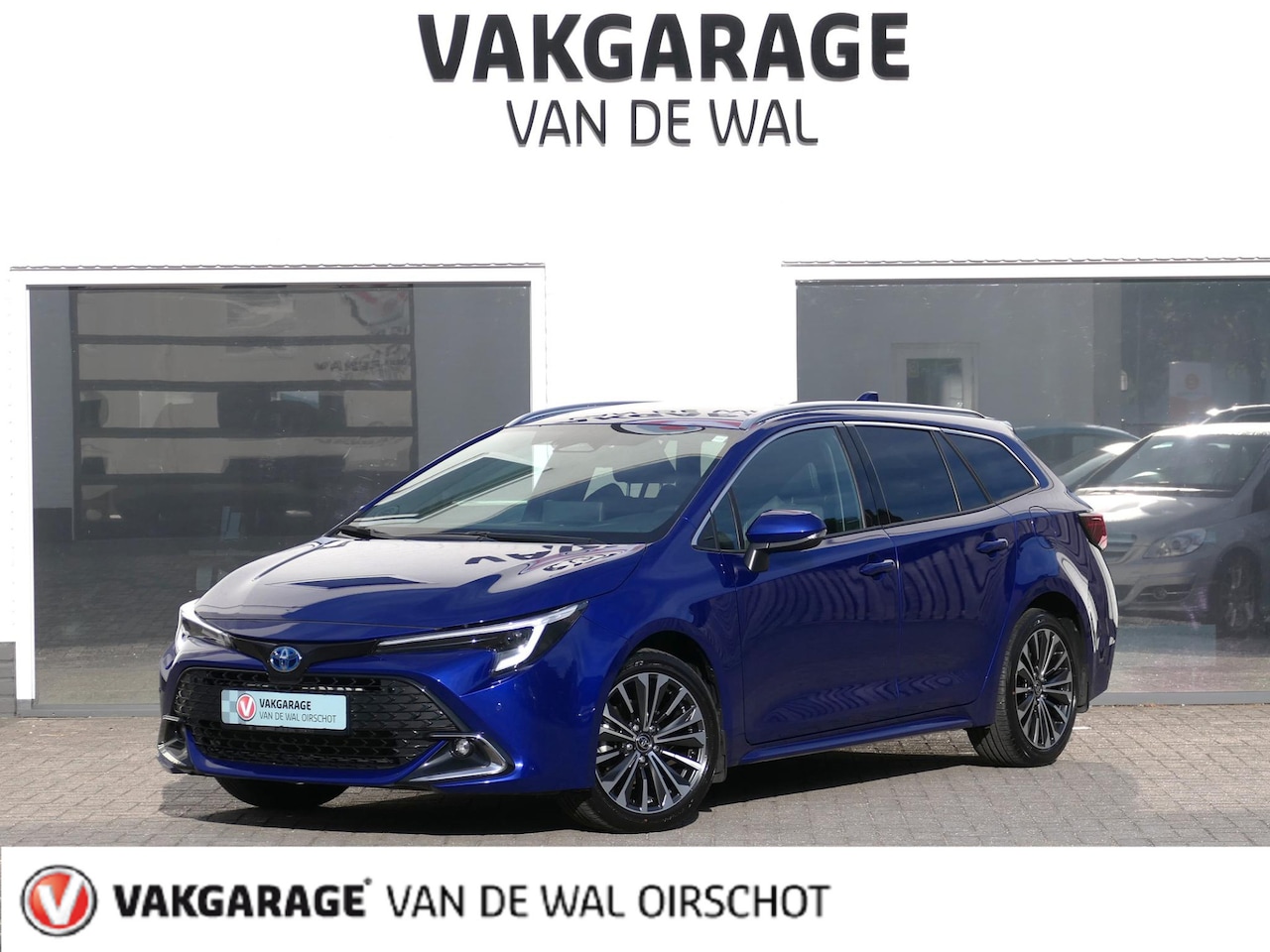 Toyota Corolla Touring Sports - 1.8 Hybrid First edition | Luxe stoelen | Achteruitrijcamera | Apple-/Android Carplay | Vo - AutoWereld.nl
