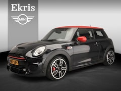 MINI John Cooper Works - 3-deurs Panoramadak / Camera / JCW Stoelen / Park assist / Active Cruise / Harman-Kardon /
