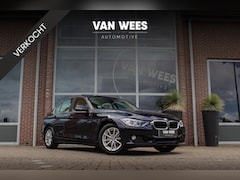 BMW 3-serie - 320i F30 High Executive | 1e eigenaar | NL auto | Dakraam | Xenon | Leer | Navi | PDC | Or