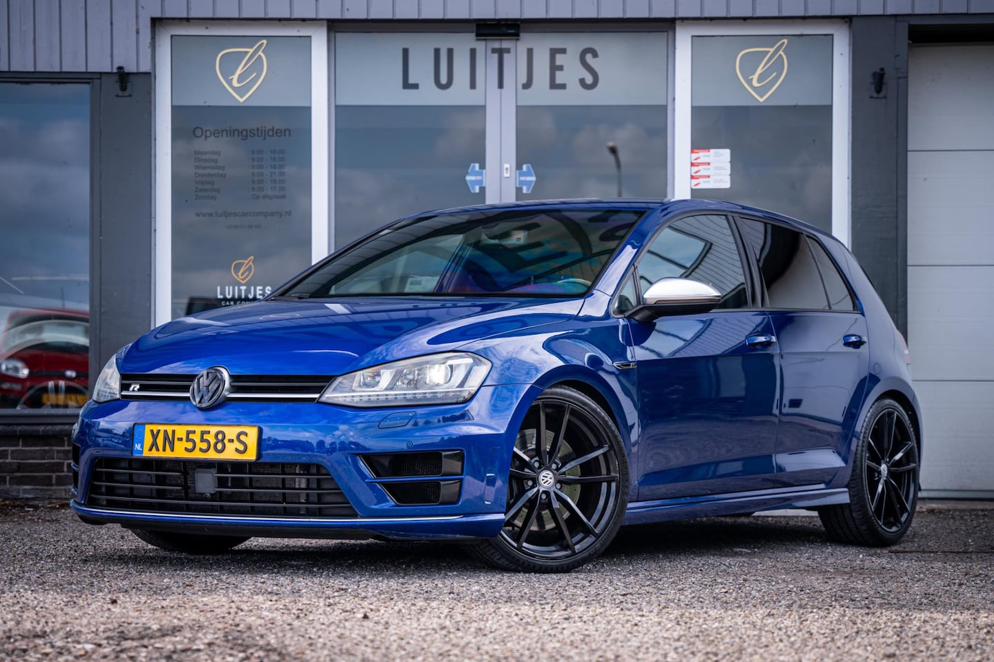 Volkswagen Golf - 2.0 TSI R 4Motion 301pk I Historie aanwezig - AutoWereld.nl