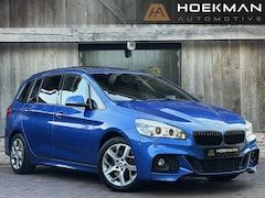 BMW 2-serie Gran Tourer - 220i High Executive M-sport Automaat | LED, Panoramadak, Trekhaak, Head-Up, ACC, Keyless,