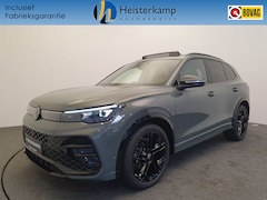 Volkswagen Tiguan - 1.5 eTSI 150pk DSG/AUT R-Line Wegklapbare trekhaak, Panoramadak, ACC