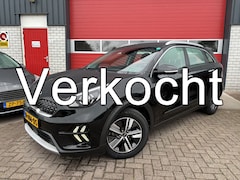 Kia Niro - 1.6 GDi Hybrid DynamicLine TREKHAAK / CAMERA / DAB+ / CARPLAY / ACC / NAVI / CLIMA / PDC /