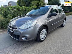 Renault Clio - 1.2 Special AIRCO / NAVI / 5 DEURS