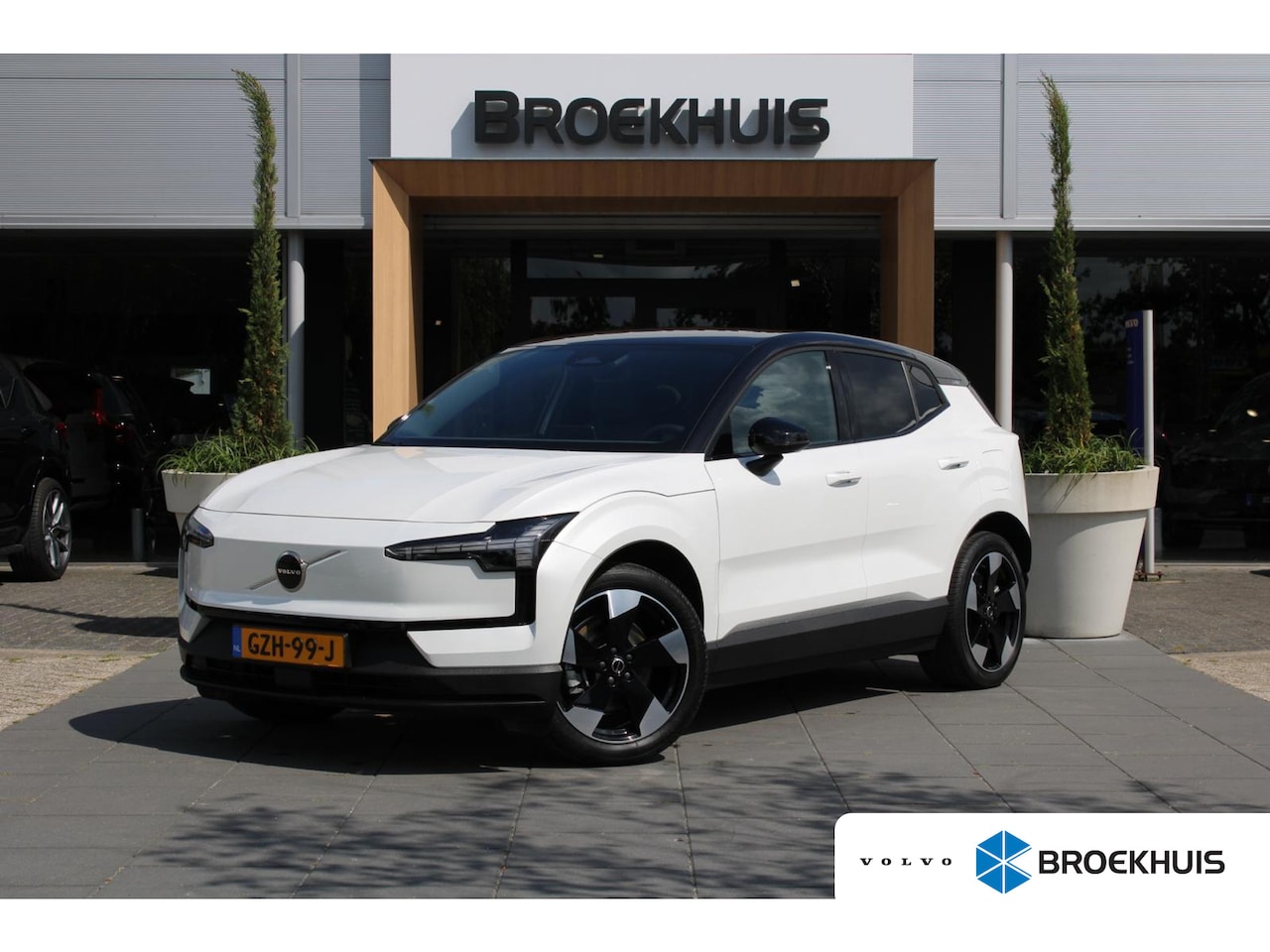 Volvo EX30 - Single Motor Extended Range Plus 69 kWh | Achteropkomend verkeer waarschuwing | Alarmsyste - AutoWereld.nl