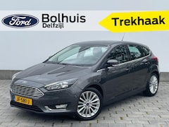Ford Focus - Titanium HB | Verwarmde voorruit | Cruise | Parkeersens. | Trekhaak | Navi