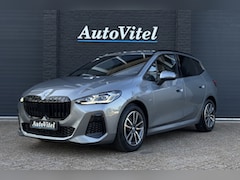 BMW 2-serie Active Tourer - 218i M-Sport | Sportleder | Trekhaak | Comfort Access | Stoelverwarming | Adaptief M-Onder