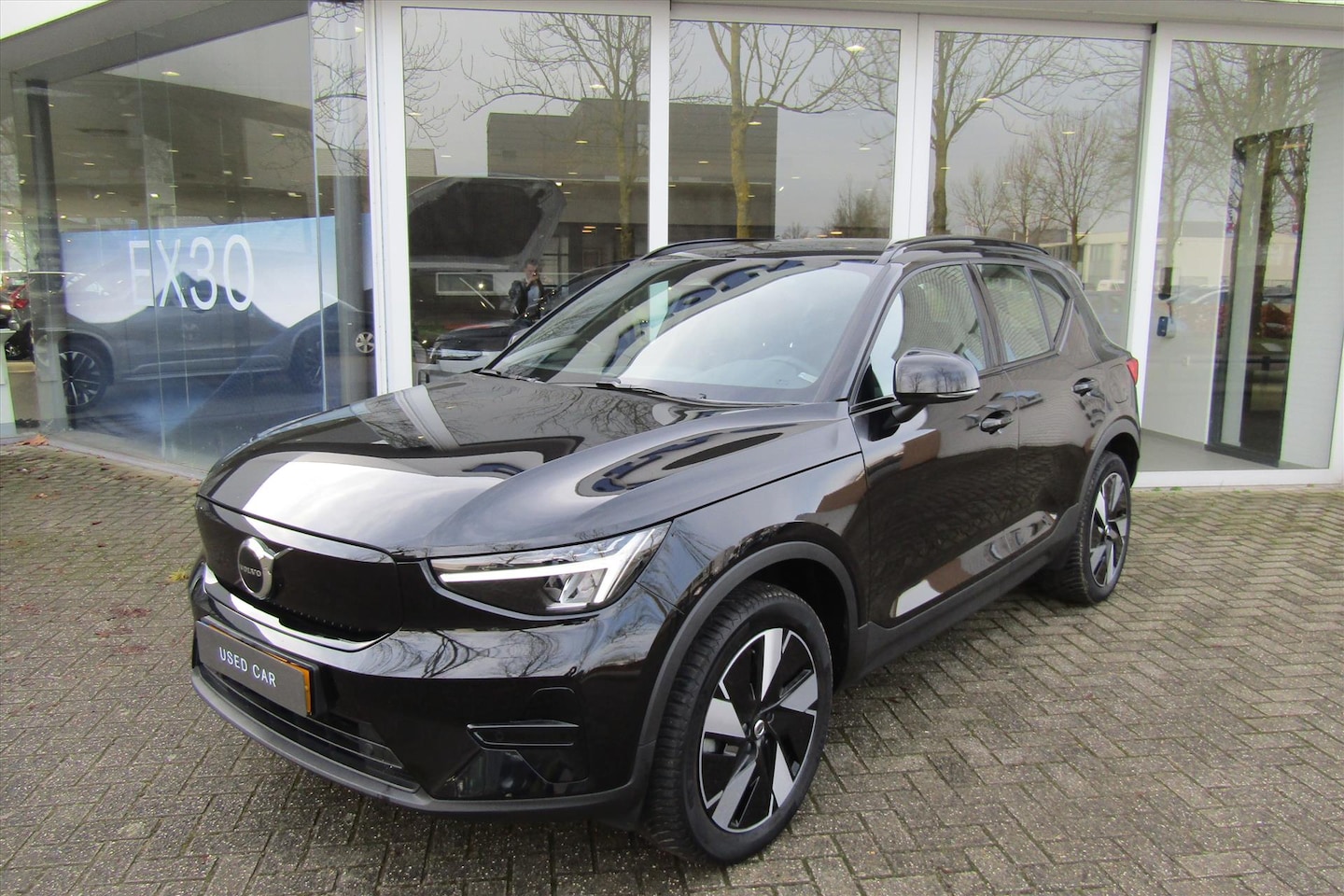Volvo XC40 - RECHARGE PURE ELECTRIC PLUS 252 PK | TREKHAAK | ALL WEATHER - AutoWereld.nl