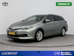 Toyota Auris Touring Sports - 1.8 Hybrid Executive | NL-Auto | Navigatie | LED Verlichting |