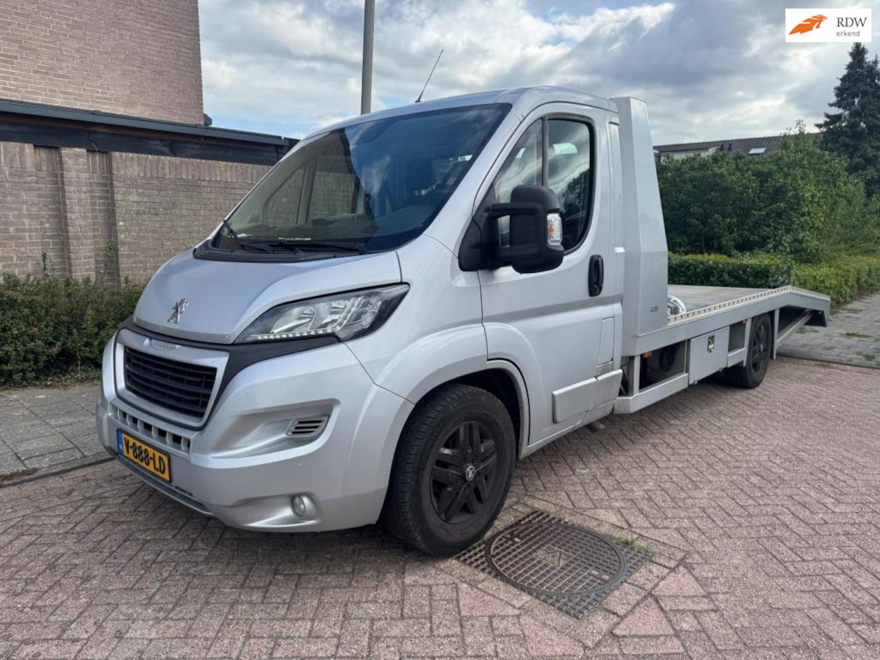 Peugeot Boxer - 435 2.0 BlueHDI L4 435 2.0 BlueHDI L4 - AutoWereld.nl