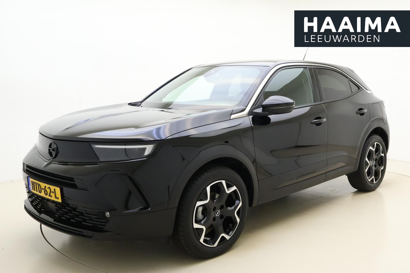 Opel Mokka - 1.2 Turbo Automaat Ultimate | Black Edition | Achteruitrijcamera | Massagestoelen | Apple - AutoWereld.nl