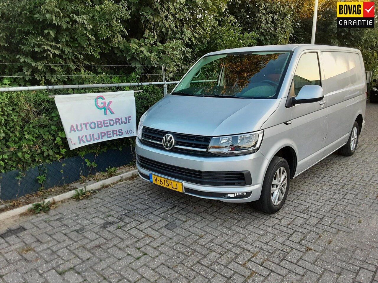 Volkswagen Transporter - 2.0 TDI L1H2 Highline AUTOMAAT / EXCLUSIEF BTW - AutoWereld.nl