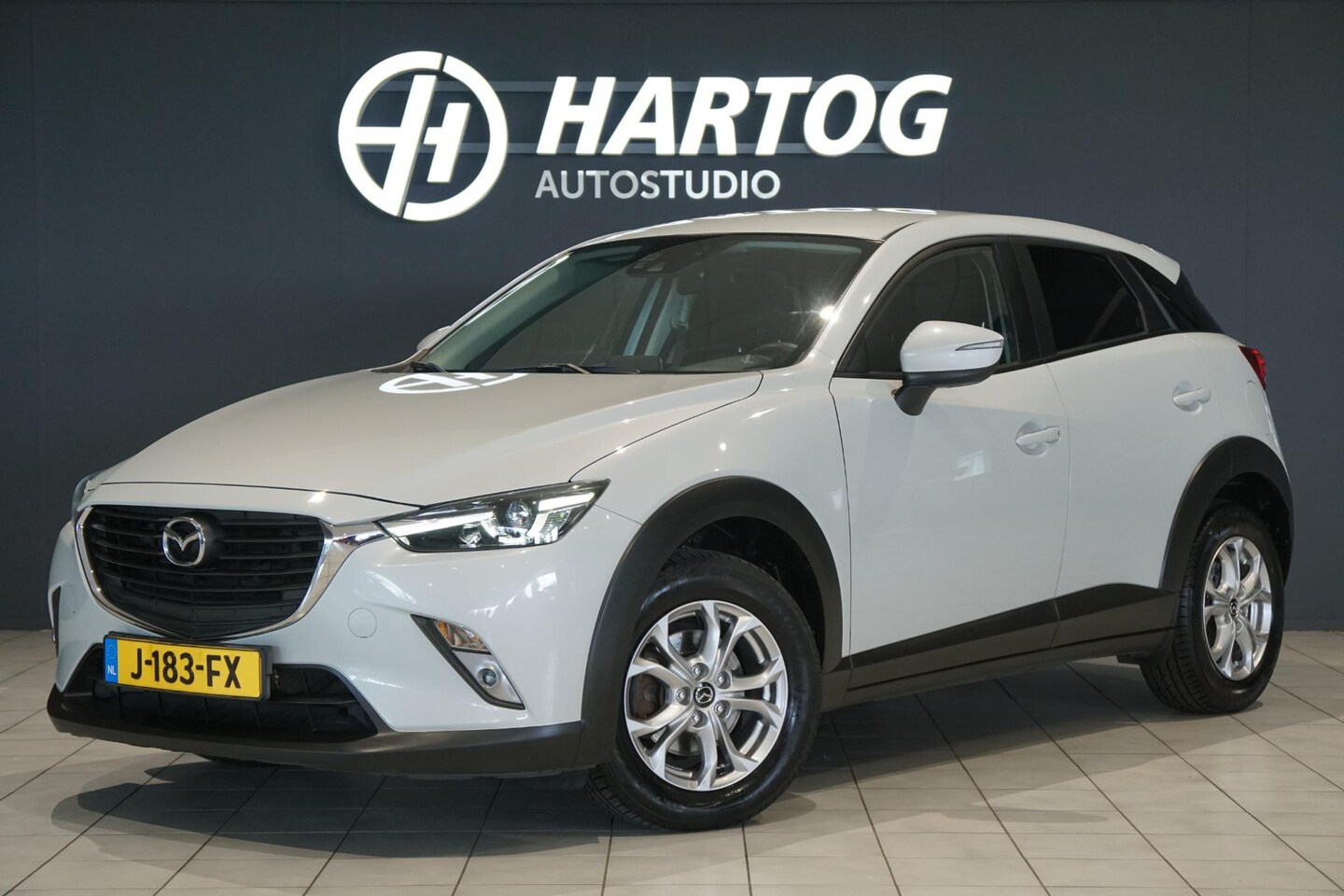 Mazda CX-3 - 2.0 SkyActiv-G 120 S + LED / NAVIGATIE / SENSOREN / STOELVERWARMING - AutoWereld.nl