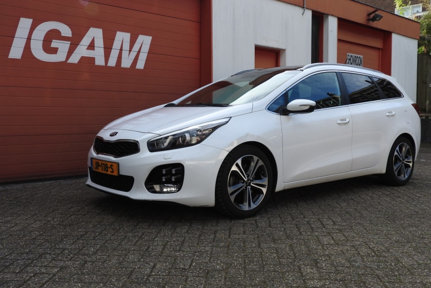 Kia Cee'd - 1.0 T-GDi GT-Line 1.0 T-GDi GT-Line - AutoWereld.nl