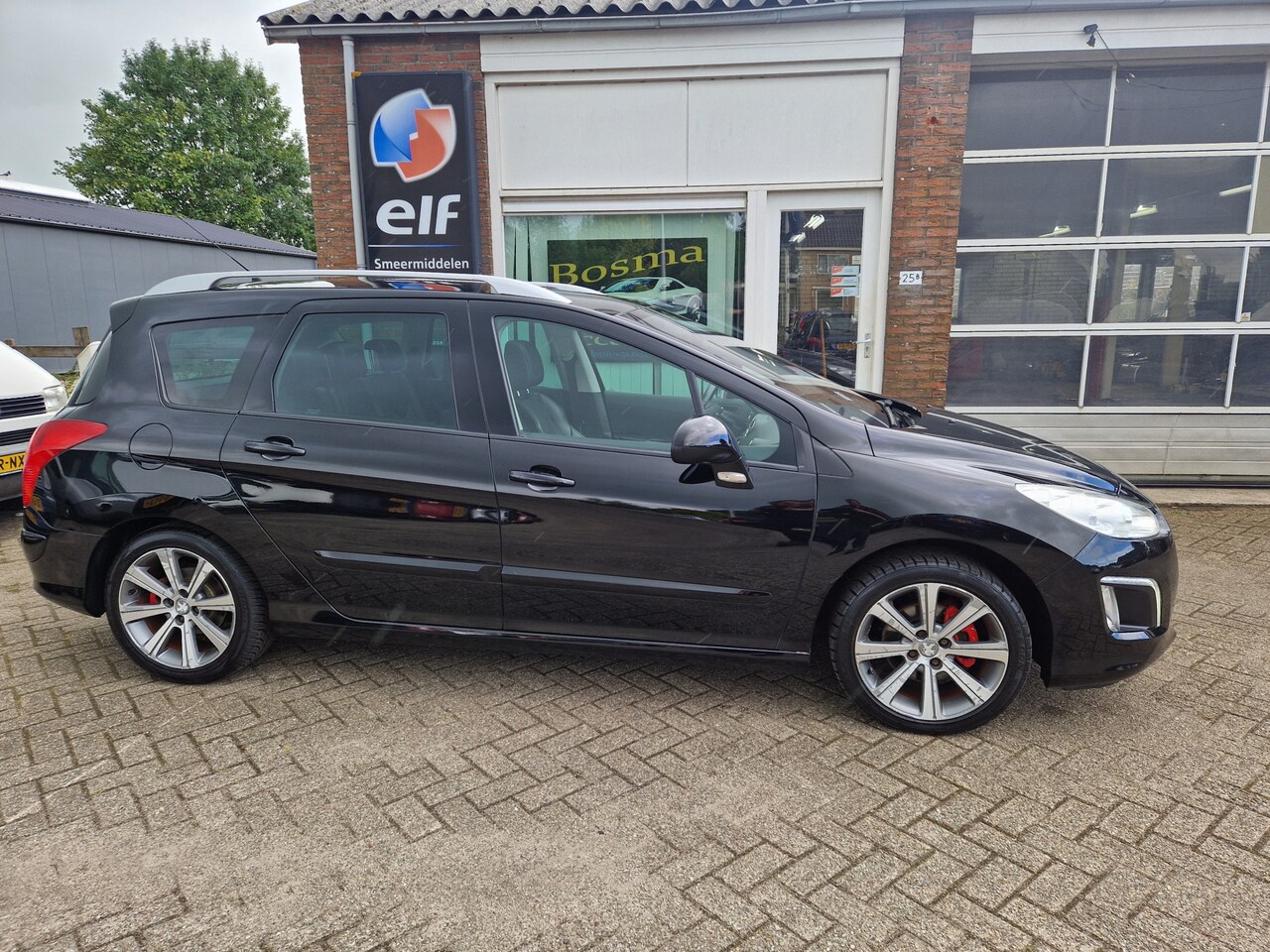 Peugeot 308 - 1.6-16V "Allure" Pano-Dak - Half leder - Cruise - Clima !! 120 Pk - AutoWereld.nl