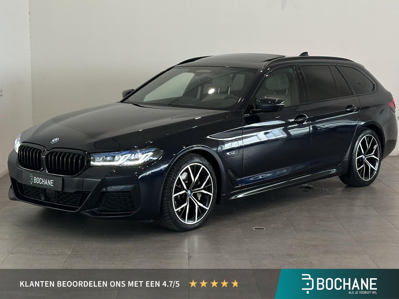 BMW 5-serie Touring - 530e xDrive Business Edition Plus | M Sport | Keyless | Panodak | 360° camera | Harman Kar - AutoWereld.nl