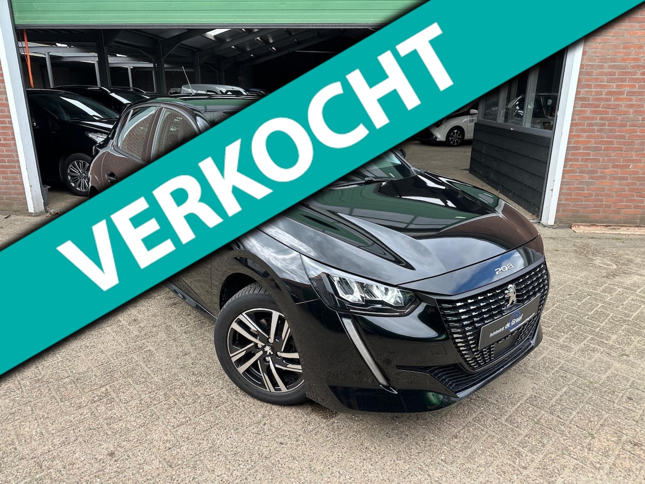 Peugeot 208 - 1.2 PureTech Allure Pack|AUTOMAAT/CRUISE/PDC/CARPLAY/LED - AutoWereld.nl