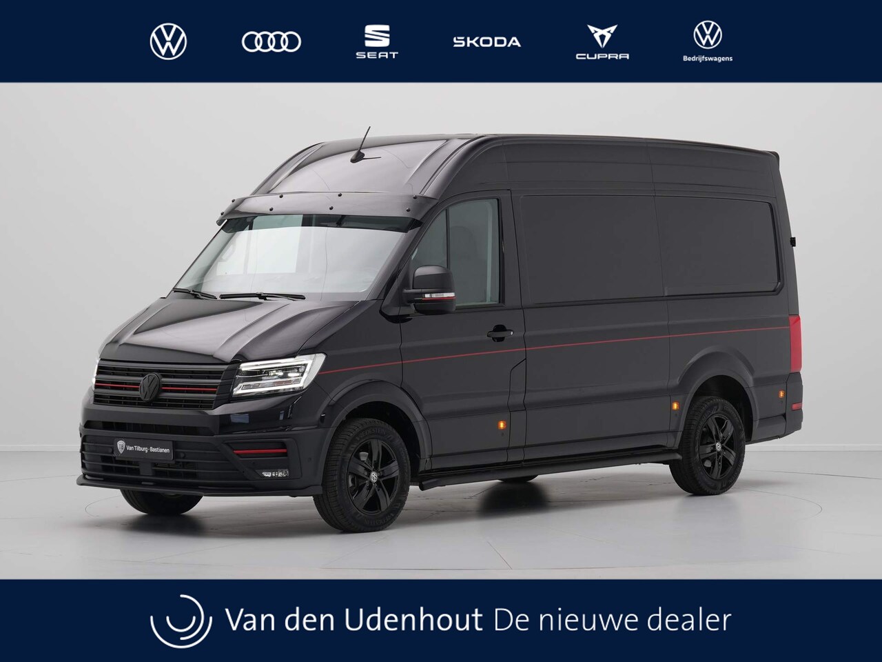 Volkswagen Crafter - 2.0 TDI 130kW 177PK L3H3 Exclusive Hero Edition AUT rijdende demo, kilometerstand loopt op - AutoWereld.nl