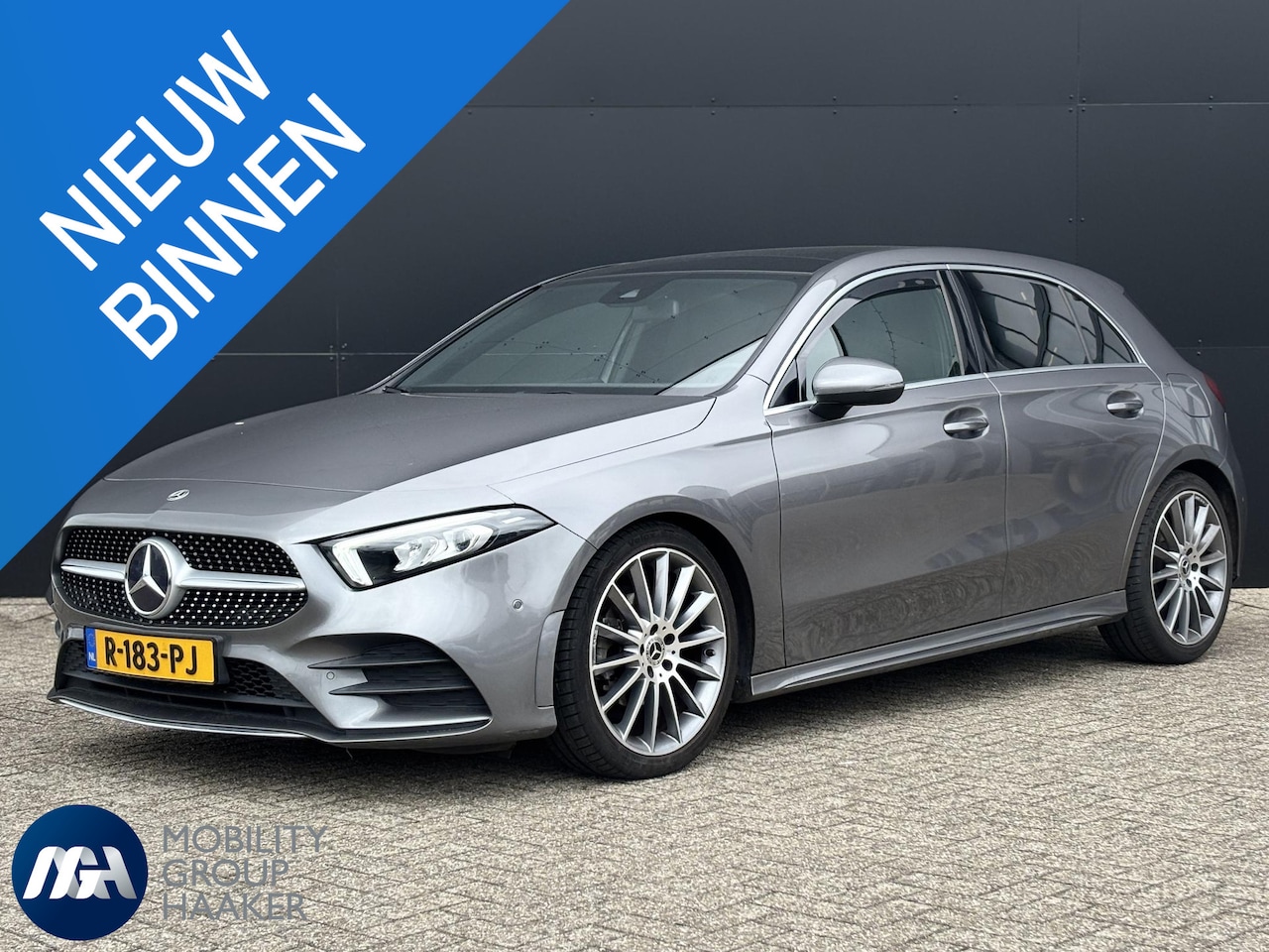 Mercedes-Benz A-klasse - 180 Premium Plus | Panoramadak | Apple-Android | Stoelverwarming - AutoWereld.nl