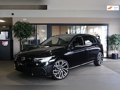Volkswagen Golf - 1.5 TSI Life Navi Virtual Led Pdc Acc Climate