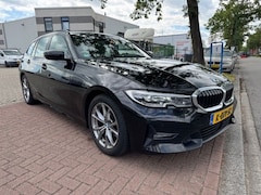 BMW 3-serie Touring - 318d High Executive Automaat Airco/ECC, Navigatie, Leder EXPORT PRIJS