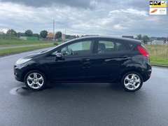 Ford Fiesta - 1.25 Trend met airco / lmv / mistlampen