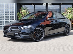 Mercedes-Benz A-klasse - 250 e Limousine | AMG-Line, 19", Panoramadak, Multibeam LED, Memory-pakket, Stoelverwarmin