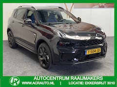 Lynk & Co 01 - 1.5 BLACK LINE PREMIUM ZWARTE HEMEL 60 STUKS OP VOORRAAD VOL OPTIES 360 CAMERA ADAPTIVE CR