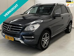 Mercedes-Benz M-klasse - 350 / AMG 19" / Pano / Luchtvering / Harman