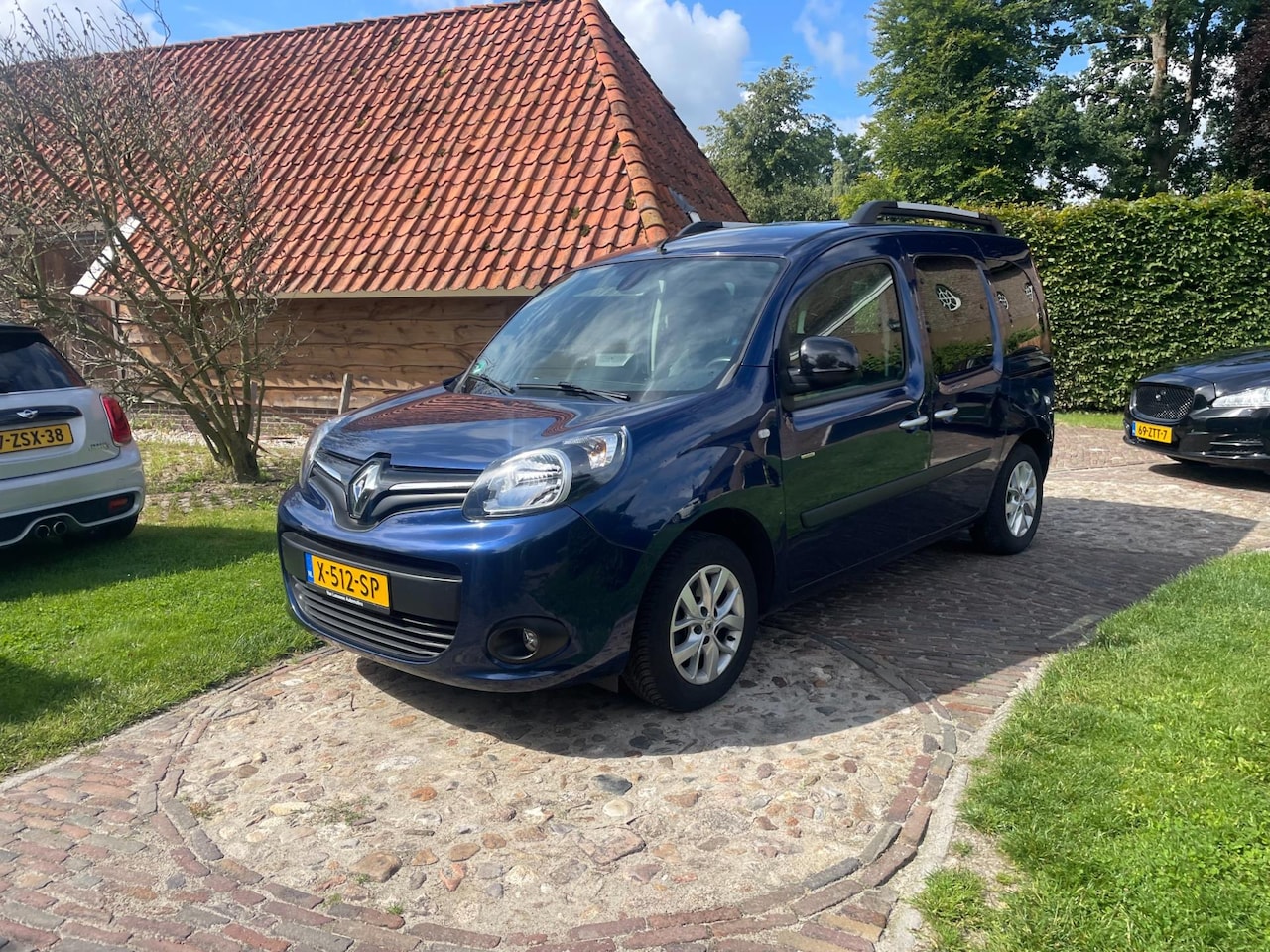 Renault Kangoo Family - 1.2 TCe- PDC-LPG-Trekhaak- - AutoWereld.nl