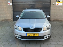 Skoda Octavia - 1.0 TSI Greentech Ambition Business / Climate Control/ Elektrisch pakket/ Navigatie