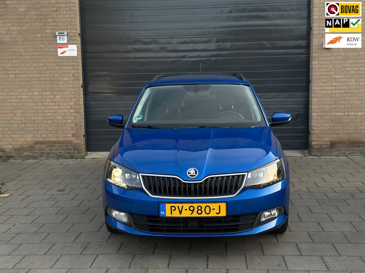 Skoda Fabia Combi - 1.0 TSI Drive Cruise Control Climate Control Navi PDC Dealer onderhouden - AutoWereld.nl