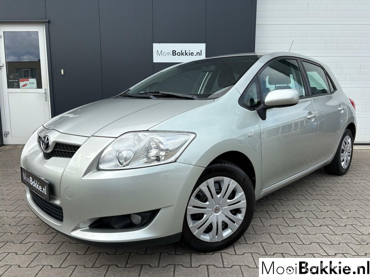 Toyota Auris - 1.6 Clima / Cruise / Trekh. / Nieuwe beurt+APK - AutoWereld.nl