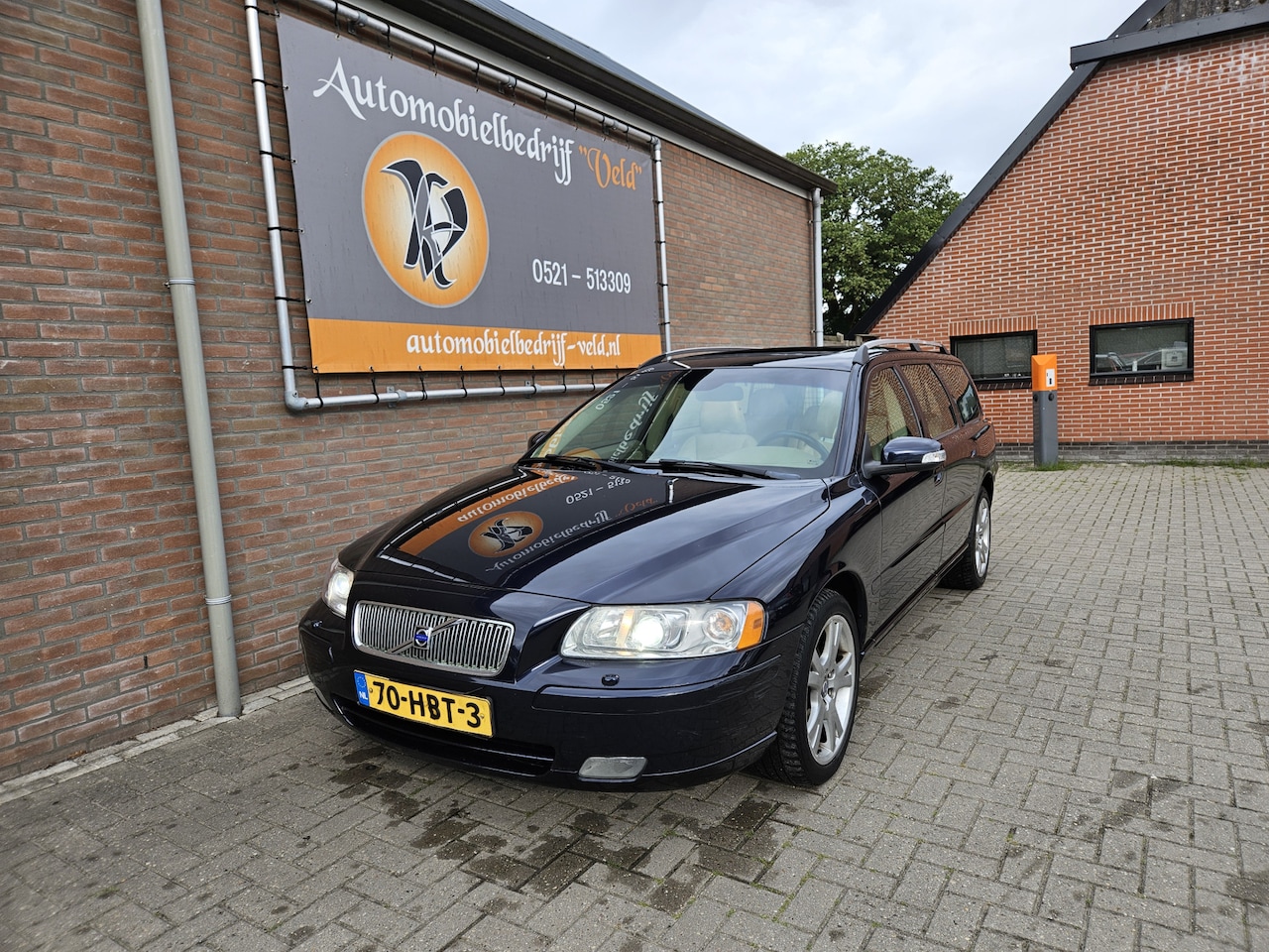 Volvo V70 - 2.4D Edition Sport 2.4D Edition Sport - AutoWereld.nl