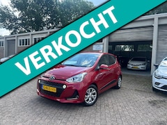 Hyundai i10 - 1.0i Premium Climate/Stoel-stuur verwarming/Cruise/ Navi NAP