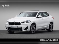 BMW X2 - xDrive25e | M-sportpakket Shadow Line | Navigatie Business | Achteruitrijcamera | Sportsto