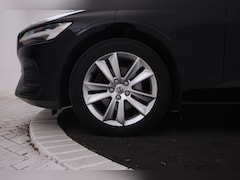 Volvo V60 - 2.0 D3 Momentum Airco, Cruise Control, PDC, Navi, Apple Carplay
