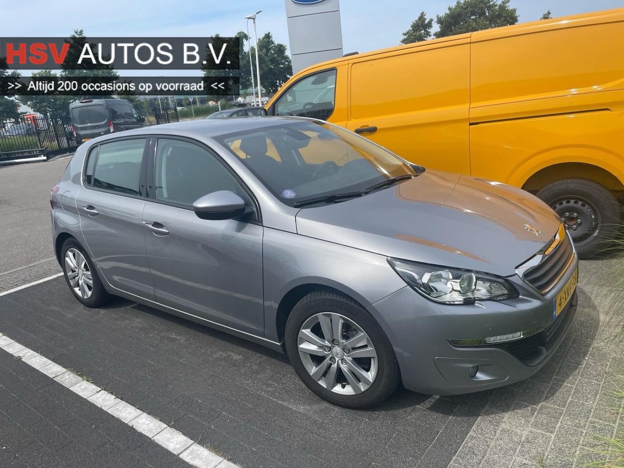 Peugeot 308 - 1.2 PureTech Active navi LM 4-deurs - AutoWereld.nl
