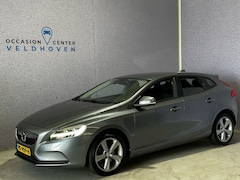 Volvo V40 - 2.0 T3 Nordic+ // STOEL VERWARMING // APK 28-07-2026 //
