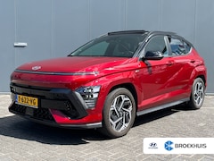Hyundai Kona - 1.6 GDI HEV 140pk N-Line Sky TT Automaat | Carplay | Keyless | Climate | Navigatie | Full