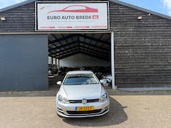 Volkswagen Golf - 1.0 TSI Connected Series