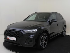 Audi Q5 - 55 TFSI e S edition | Panoramadak | 360 camera | Dodehoek detectie | Head-up display | Led