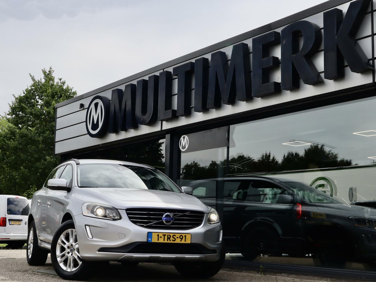 Volvo XC60 - 2.0 D4 5 Cilinder Momentum Automaat - AutoWereld.nl