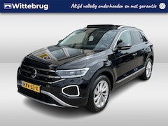 Volkswagen T-Roc - 1.5 TSI Style / AUTOMAAT/ PANO/ PARK. SENSOREN V+A/ STOEL VERWARM./ APP-CONNECT/ CAMERA/ E