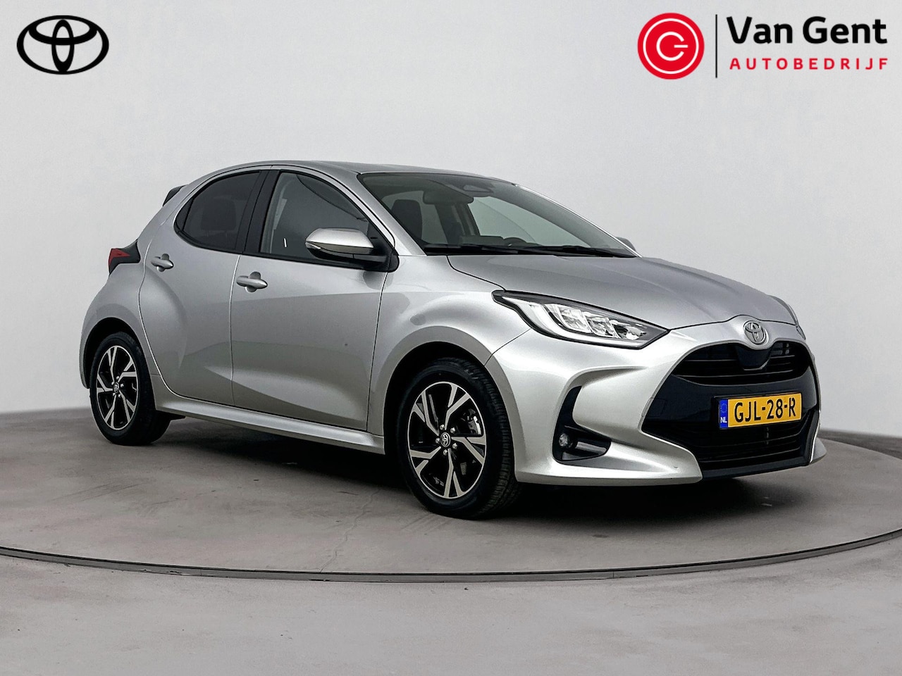 Toyota Yaris - 1.5 Hybrid 115 First Edition | LED | Apple Carplay / Android Auto - AutoWereld.nl