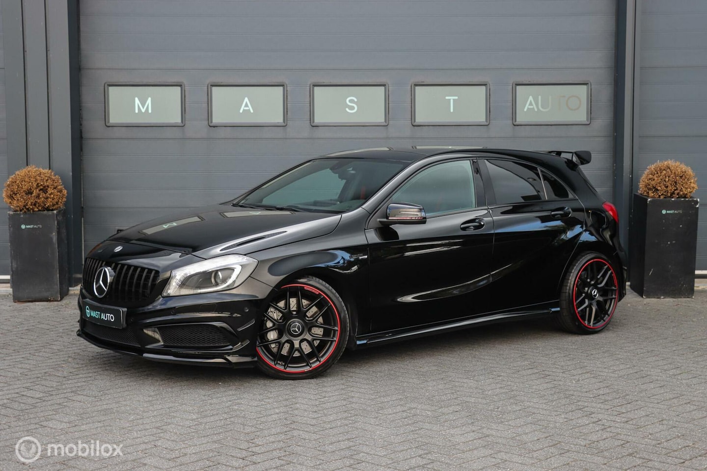 Mercedes-Benz A-klasse - AMG 45 4MATIC | Pano | Leder | Memory | Xenon - AutoWereld.nl